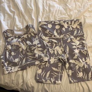 Mono B Workout Set. (Leggings/Sports Bra)